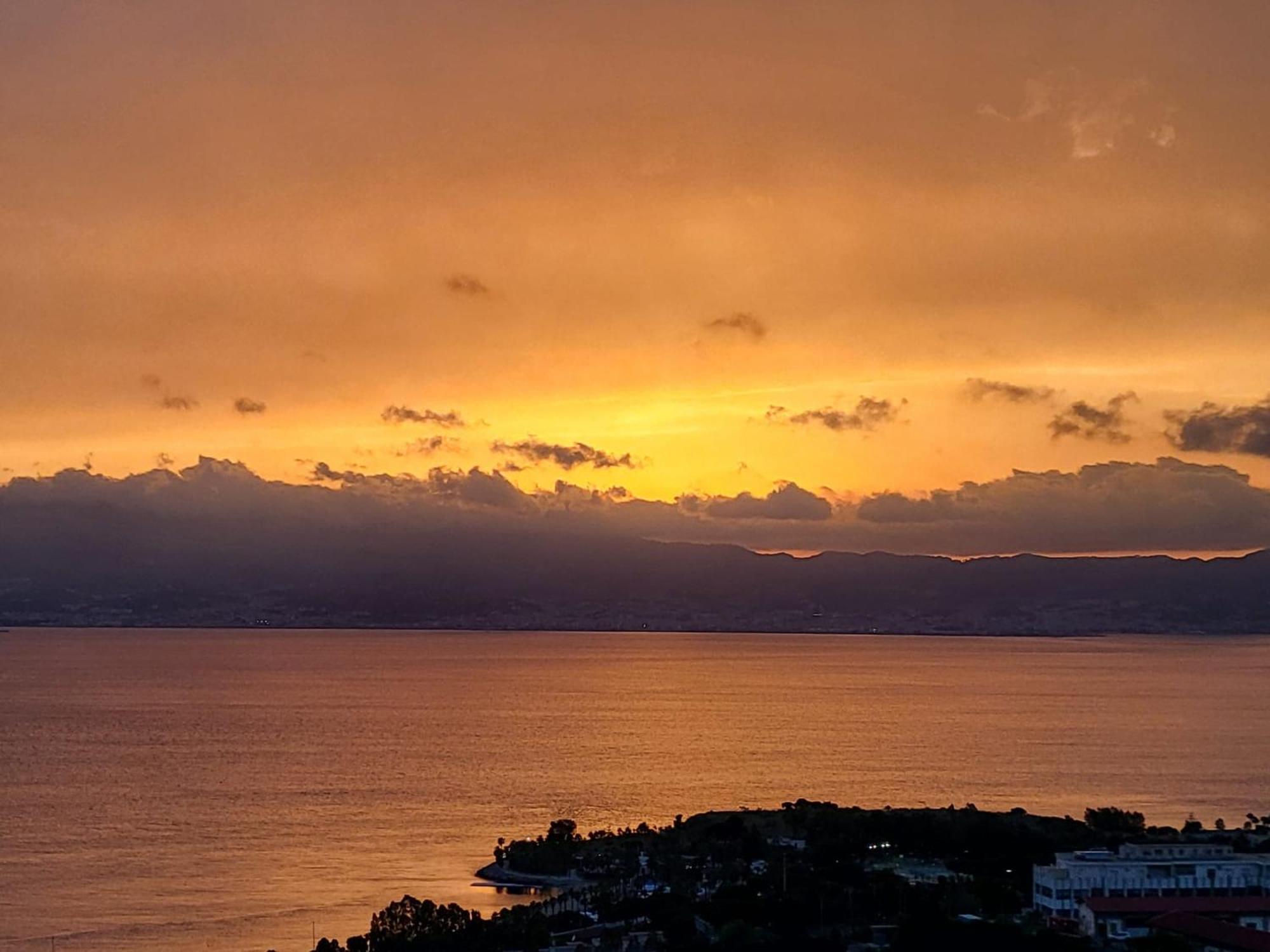 Incanto Golden Place B&B Reggio Calabria Exterior photo